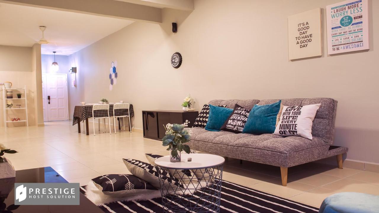 Prestige Pelangi Riverside'S Home 哥打巴鲁 外观 照片
